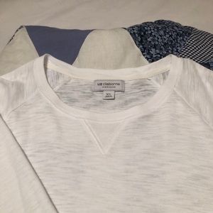 ❌SOLD❌💚LIZ CLAIBORNE LONG-SLEEVE HI-LOW T-SHIRT